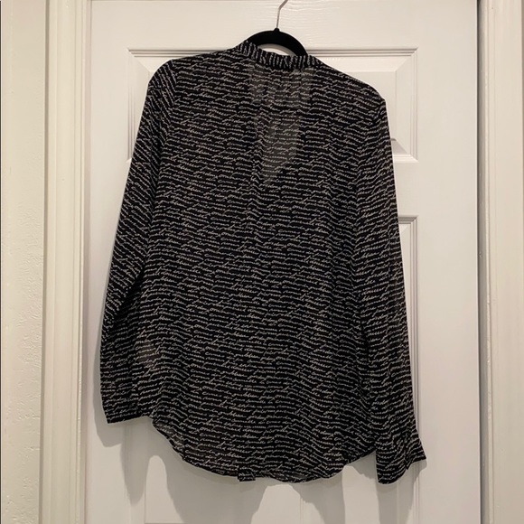 Banana Republic Blouse - Picture 4 of 4